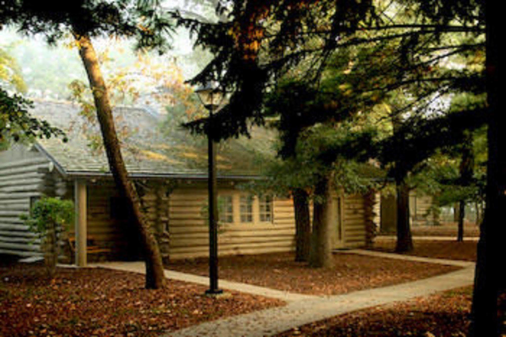 Utica Starved Rock Lodge & Conference Center מראה חיצוני תמונה